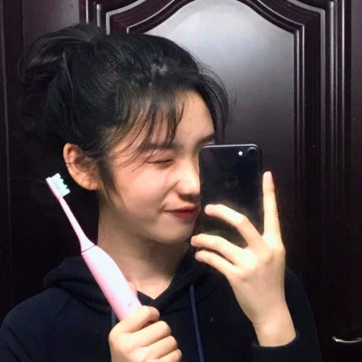 纯真可爱的女孩头像