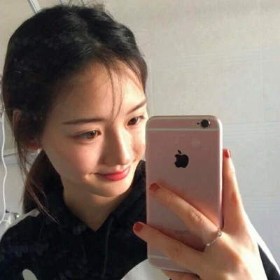 纯真可爱的女孩头像