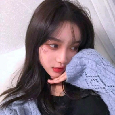 纯真可爱的女孩头像