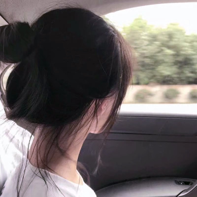 纯真可爱的女孩头像