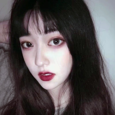 纯真可爱的女孩头像