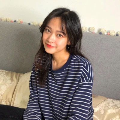 特别普通的头像女