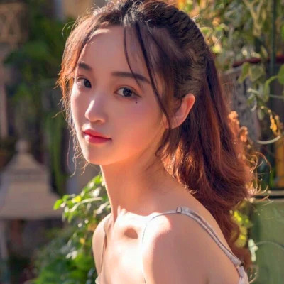 特别普通的头像女