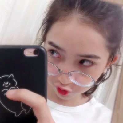特别普通的头像女