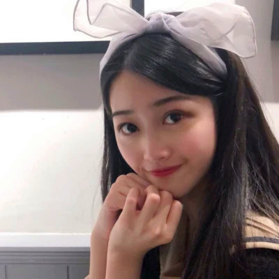 特别普通的头像女