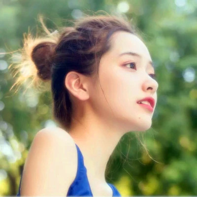 特别普通的头像女