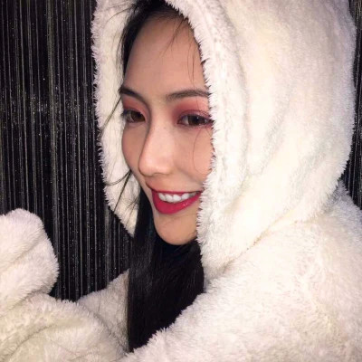 特别普通的头像女