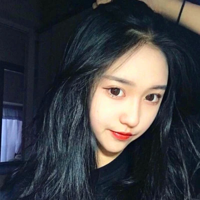 特别普通的头像女