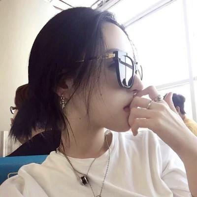 女生头像真人现实