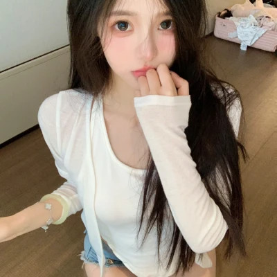 2025年颜值在线的女孩头像图片