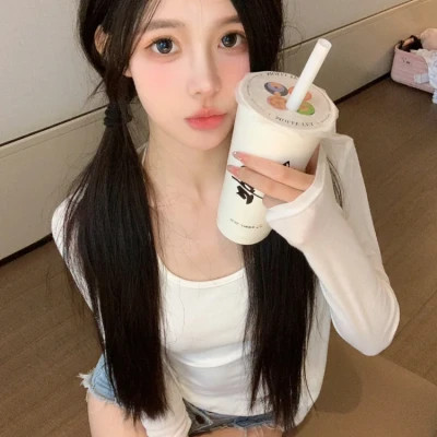 2025年颜值在线的女孩头像图片