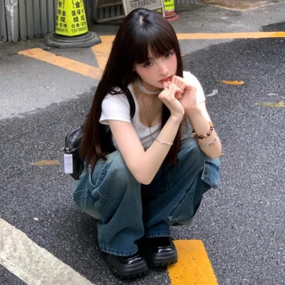 2025年颜值在线的女孩头像图片