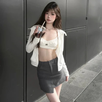 2025年颜值在线的女孩头像图片