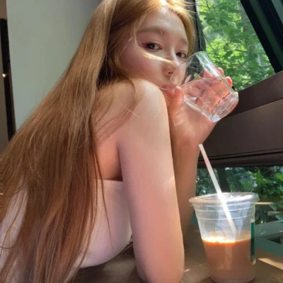 2025年个性十足女孩头像图片