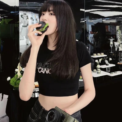 2025年个性十足女孩头像图片