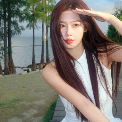 让你与众不同的2025年女生头像