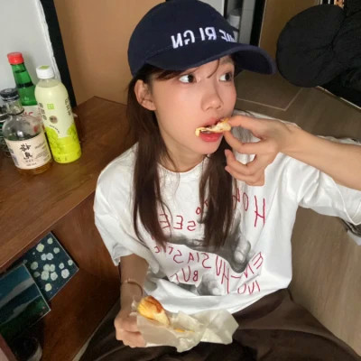 让你与众不同的2025年女生头像