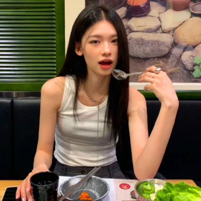 让你与众不同的2025年女生头像