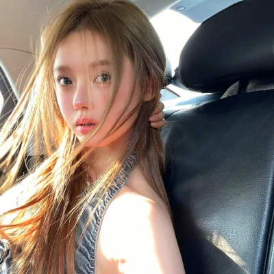 让你与众不同的2025年女生头像