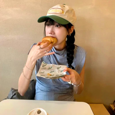 2025年女生头像最新潮流