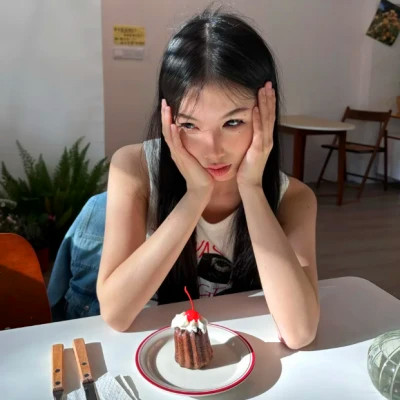 2025年女生头像最新潮流