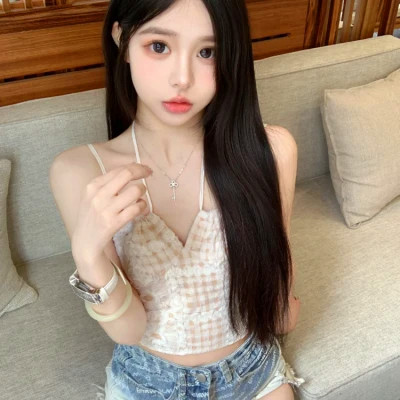 2025年个性与时尚兼备女生头像