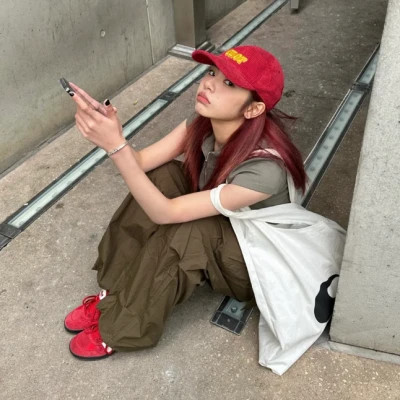 2025年最新女生头像