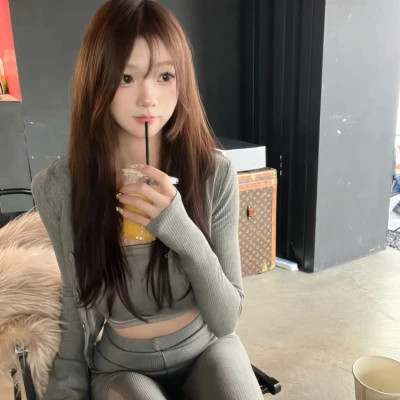 2025年最新女生头像