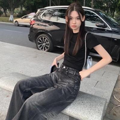 独一无二的2025年女生头像