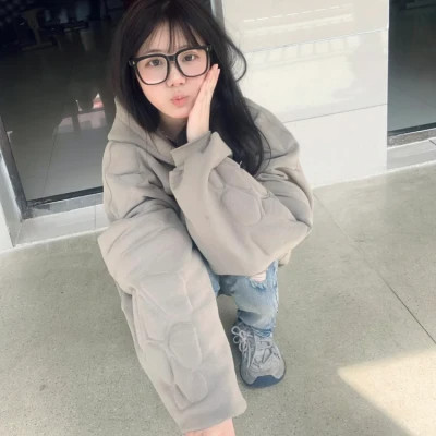 最新2025年女生头像推荐