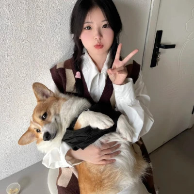 最新2025年女生头像推荐