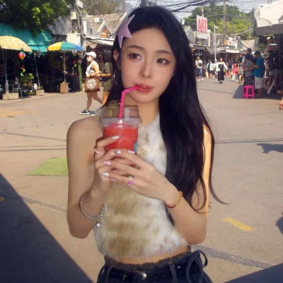 2025年最酷的女生头像