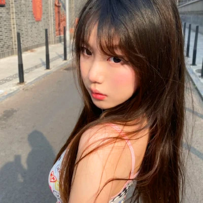 2025年最迷人的女生头像