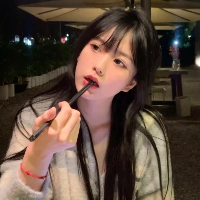 2025年最靓女生头像