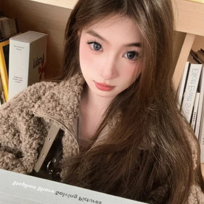 2025年很受欢迎的女生头像