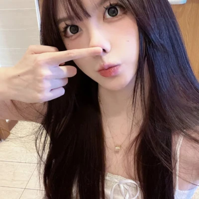2025年很受欢迎的女生头像