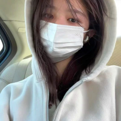 2025年最新靓丽又好看的女生头像