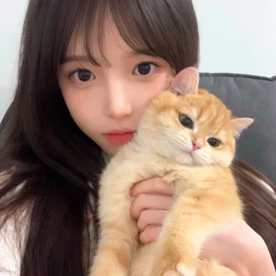 2025年最热女生头像推荐