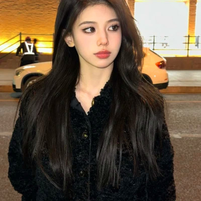 2025年最热女生头像推荐