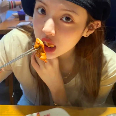 美美的女生头像
