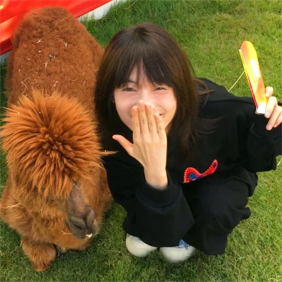 美美的女生头像