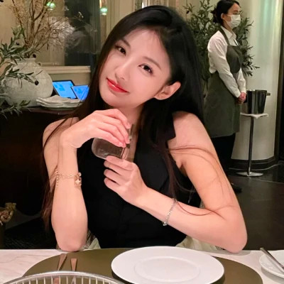 美美的女生头像