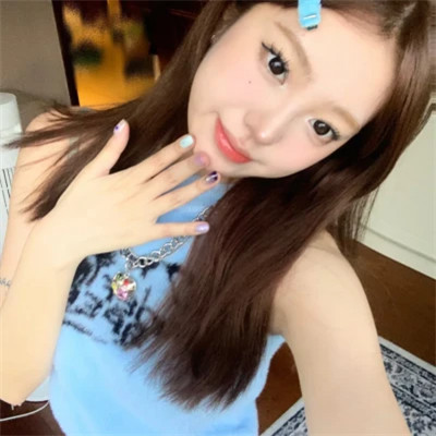2025年最精美的女生头像