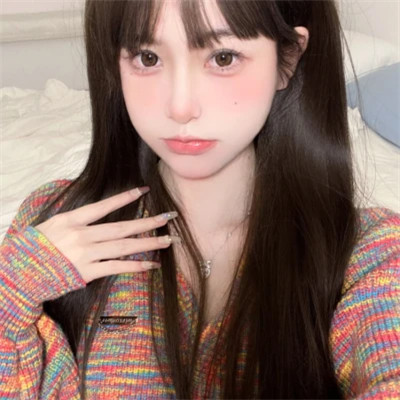 2025年最精美的女生头像