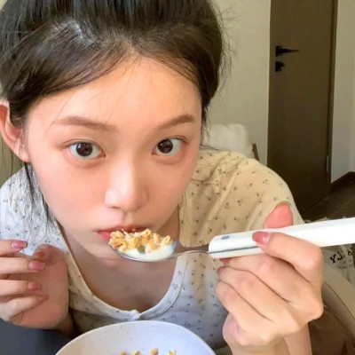 2025年女生头像