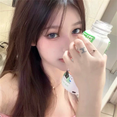2025年最新女生气质迷人头像