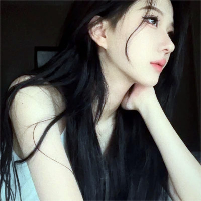 2025年的好看女生头像