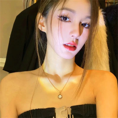 2025年的好看女生头像