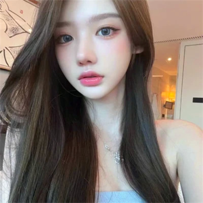 2025年的好看女生头像
