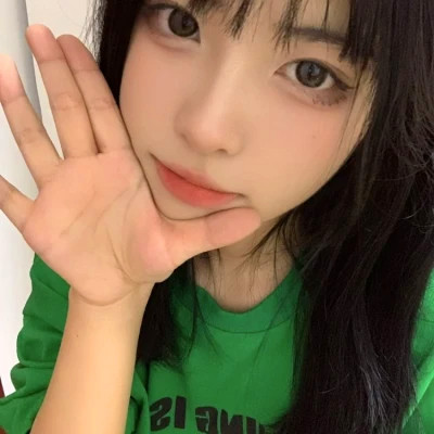 超火的2025女生全新头像